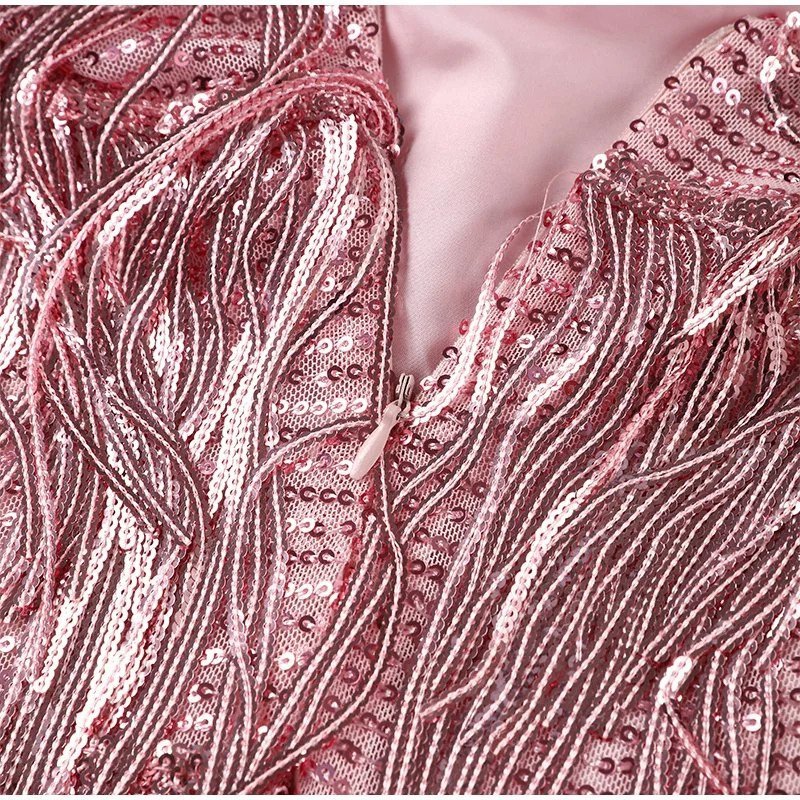 Saylor - Elegante vestido de plumas