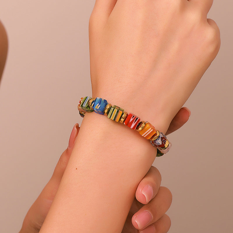 Pulsera bohemia de perlas de colores